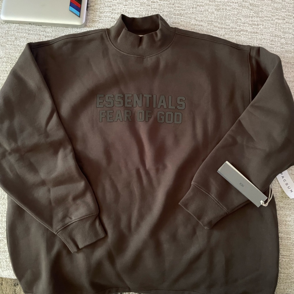 Fear Of God Essentials Relaxed Sweatshirt (OFF BLACK)